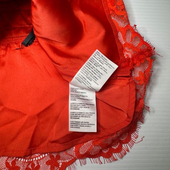 Bebe Lace Halter Peplum Top Poppy Red Women’s Small Plunge Satin Waist Y2K Party - Picture 13 of 16